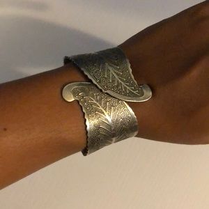 Silver leaf bracelet